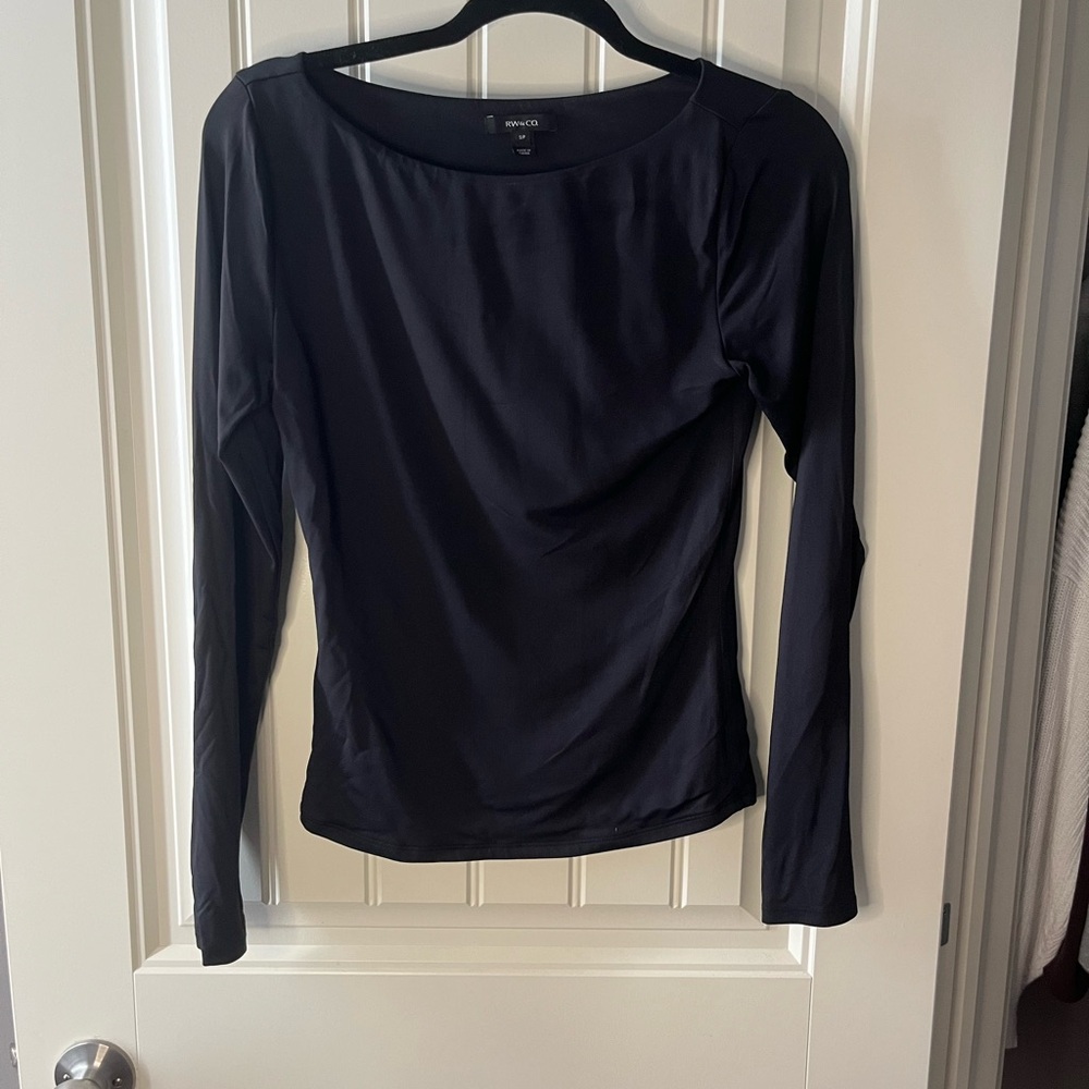 🖤RW&CO. Black Buttery Soft Long Sleeve Top✨